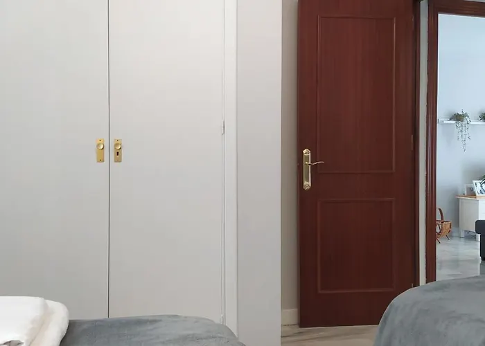 Sherryflat Claveles - Parking * Jerez de la Frontera